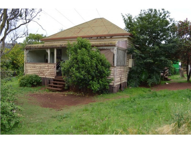 273 Darling Street, Drayton QLD 4350