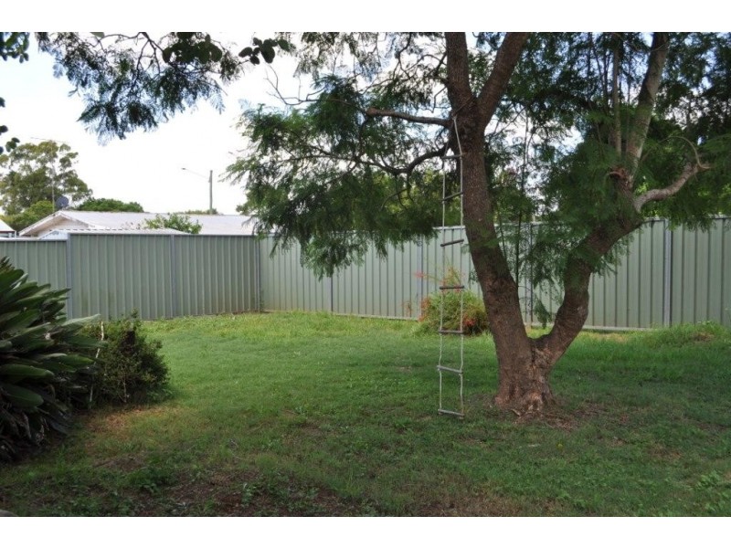 92 Holberton Street, Newtown QLD 4350