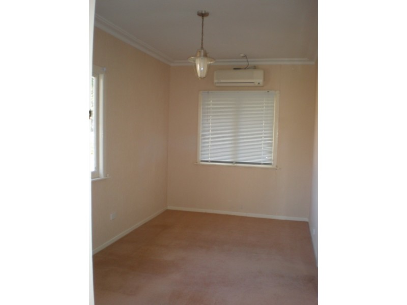5 Swenson Street, East Toowoomba QLD 4350
