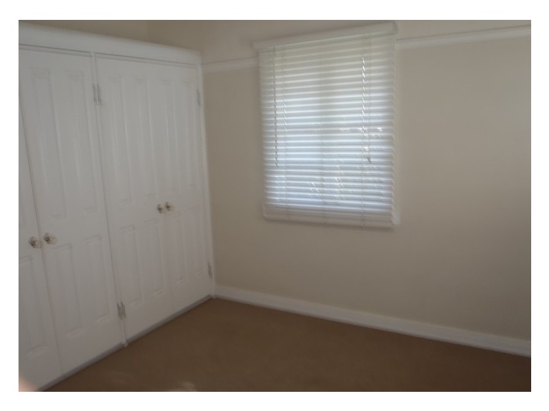 136 Holberton Street, Newtown QLD 4350