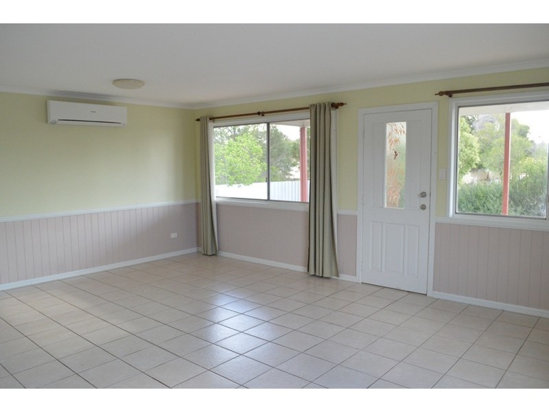 15 Donald Street, Cambooya QLD 4358