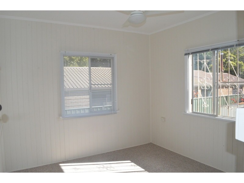 9 Warwick Street, Harristown QLD 4350