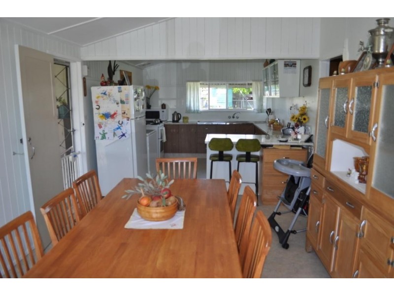 51  Mitchell Rd, Millmerran QLD 4357