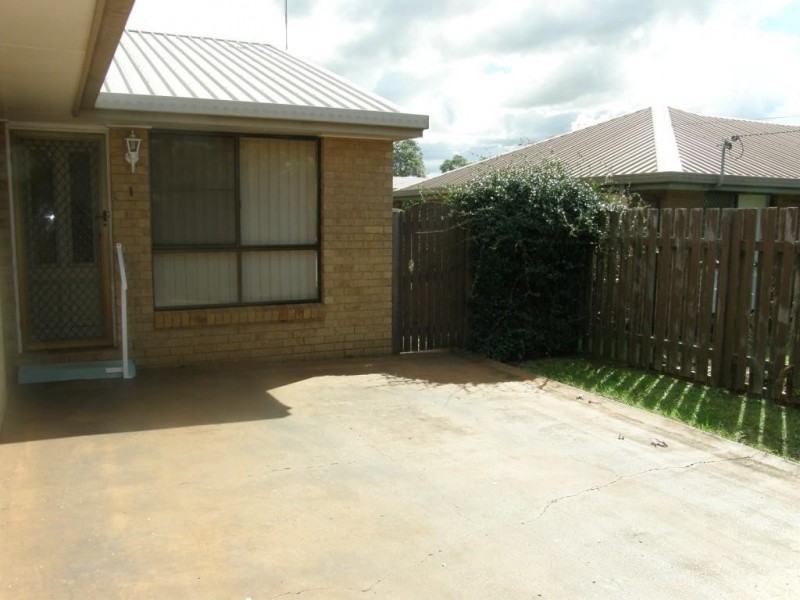 1/23 Broadfoot Street, Kearneys Spring QLD 4350