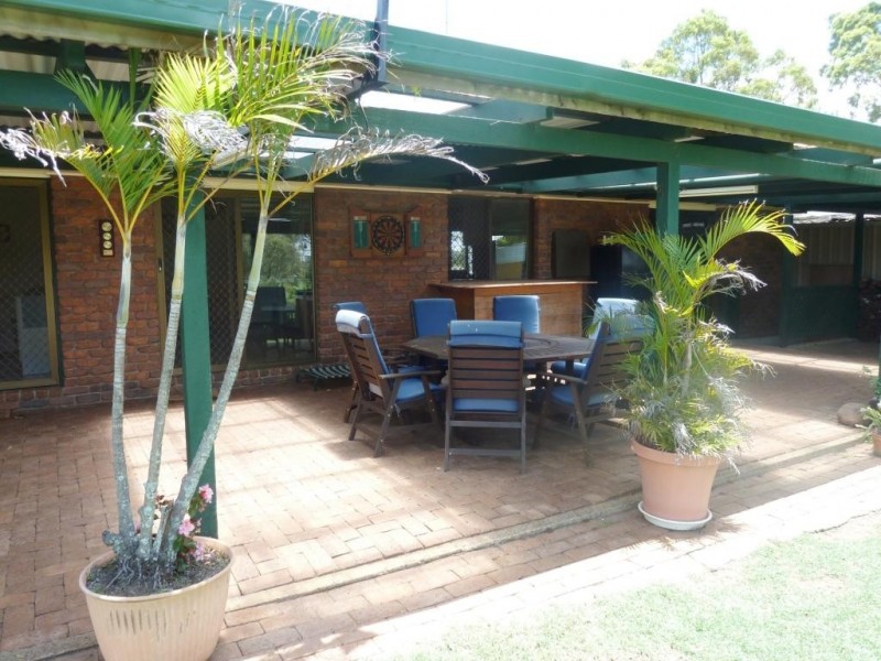 6 Birdland Dr, Glenvale QLD 4350