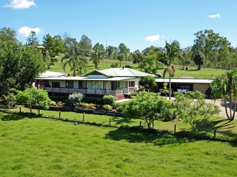 57 Penfolds Rd, Murphys Creek QLD 4352
