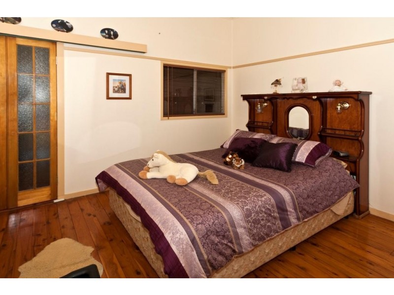 57 Penfolds Rd, Murphys Creek QLD 4352