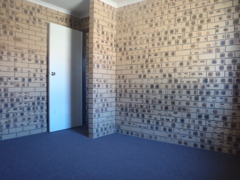 1/16 Marigold Street, Centenary Heights QLD 4350