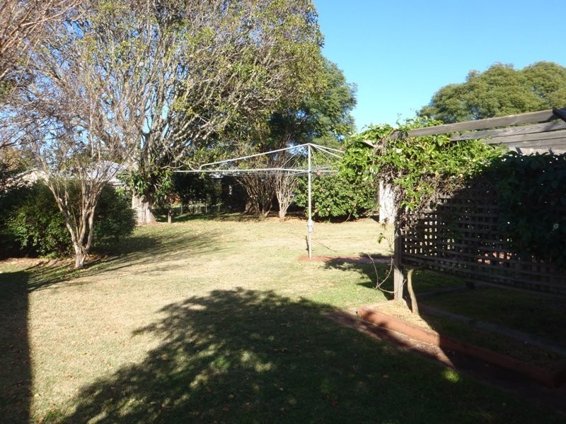22 Glenvale Road, Glenvale QLD 4350