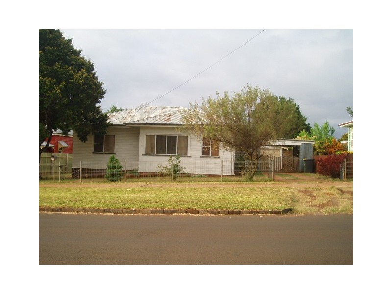 181 South Street, Centenary Heights QLD 4350