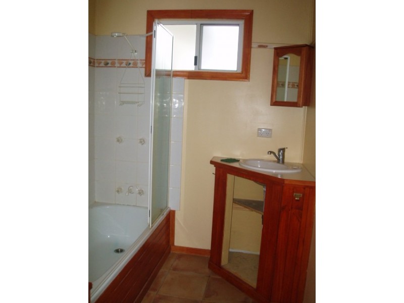 181 South Street, Centenary Heights QLD 4350