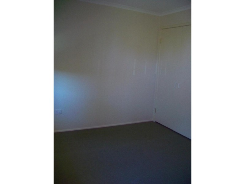 2/222 Taylor Street, Newtown QLD 4350