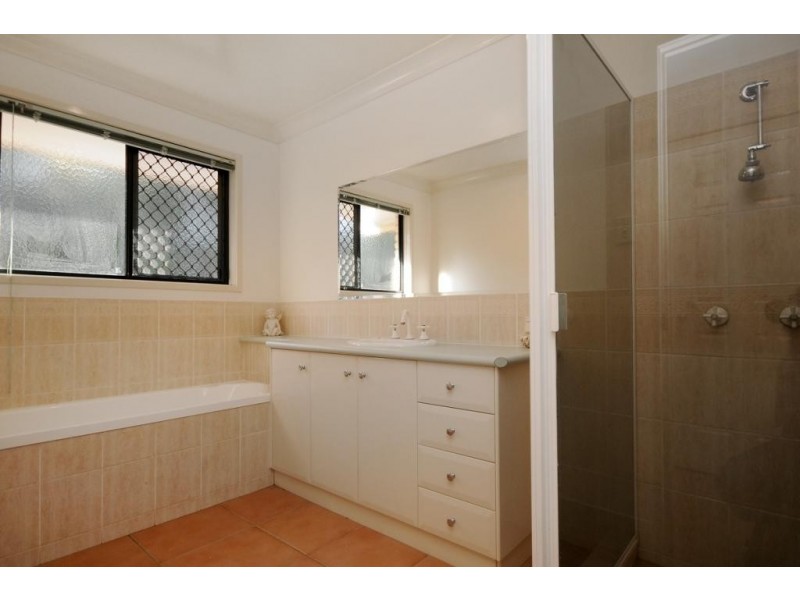 12 Glenmorgan Ct, Glenvale QLD 4350