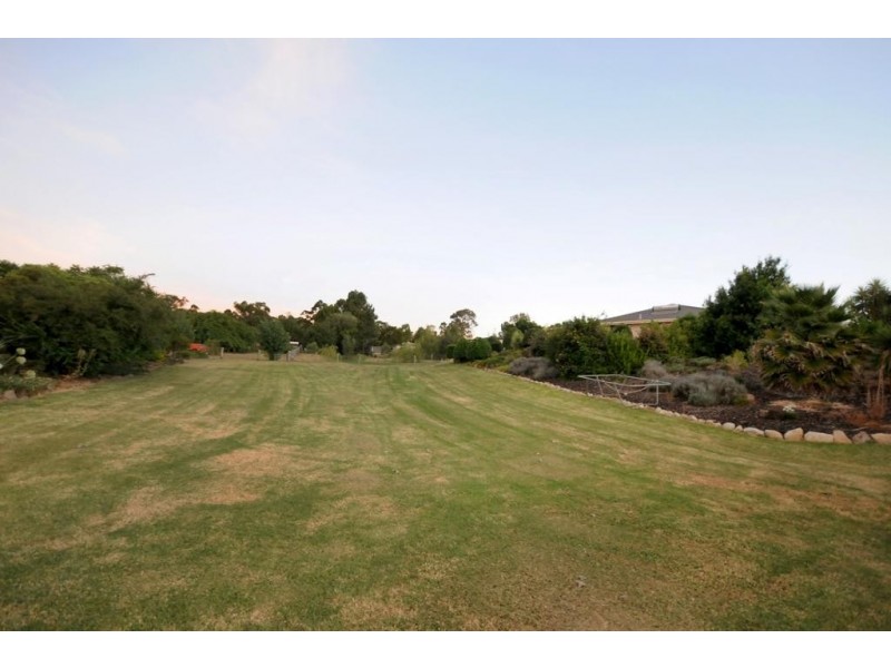 12 Glenmorgan Ct, Glenvale QLD 4350