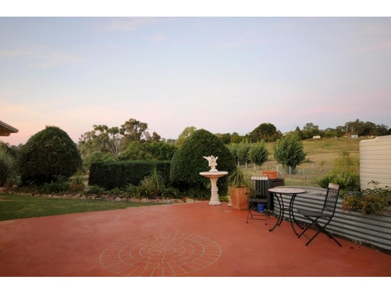 12 Glenmorgan Ct, Glenvale QLD 4350