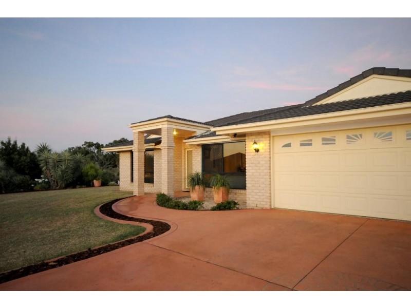 12 Glenmorgan Ct, Glenvale QLD 4350