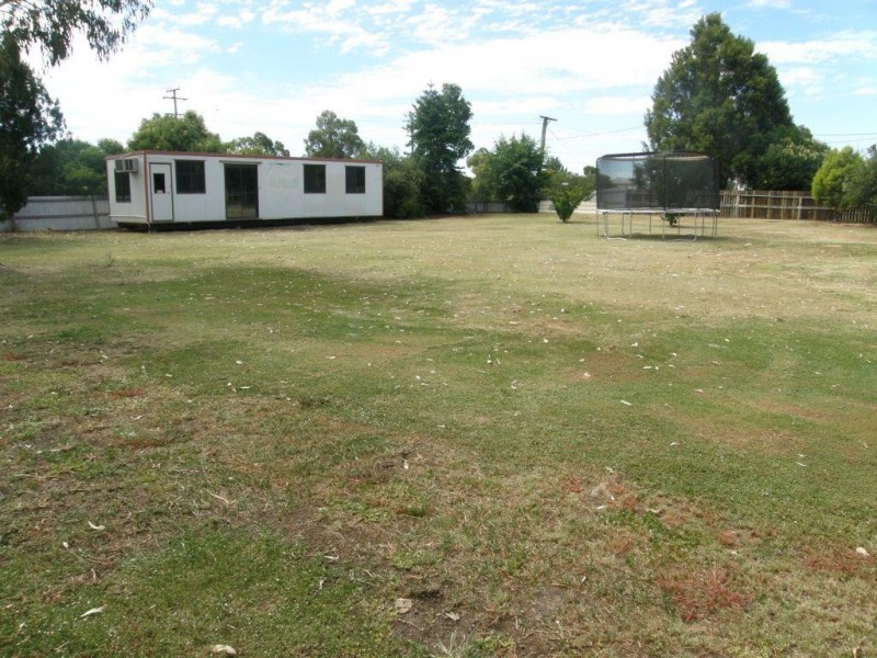 7 Creek Street, Cambooya QLD 4358