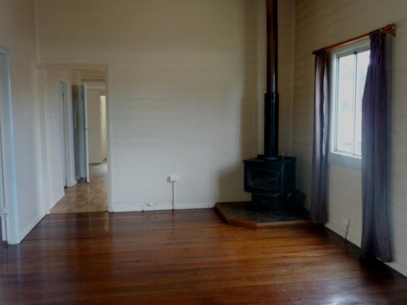 28 Clairmont Street, Newtown QLD 4350