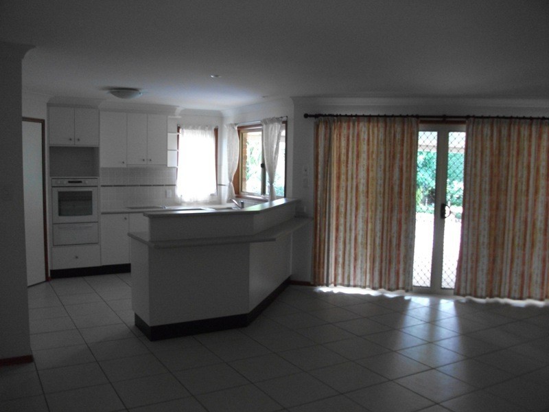 4 Corella Street, Middle Ridge QLD 4350