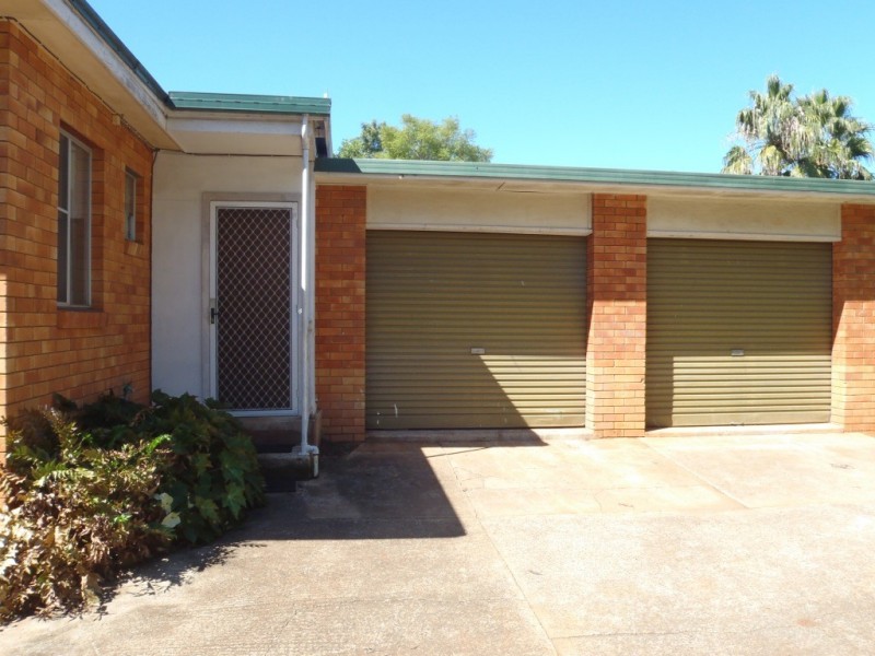 2 Bruce Street, East Toowoomba QLD 4350