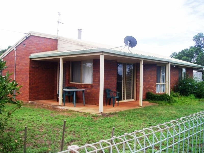 - – Goombungee-Meringandan Rd, Meringandan, Meringandan QLD 4352