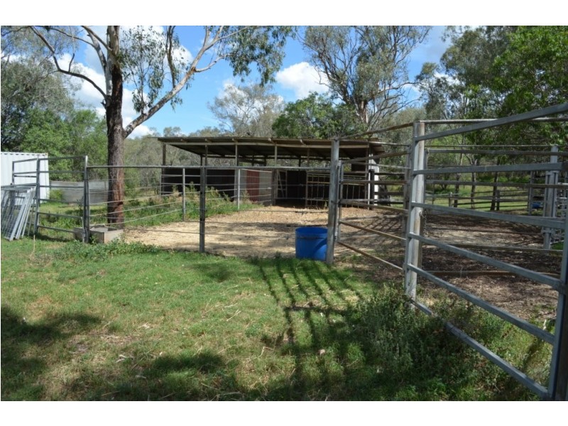 60 Barrons Road, Pittsworth QLD 4356