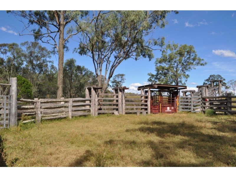 5224 New England Highway, Crows Nest QLD 4355