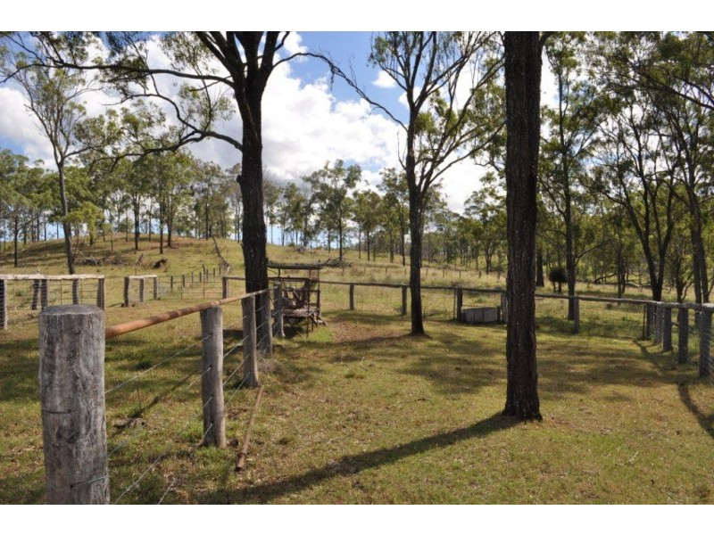 5224 New England Highway, Crows Nest QLD 4355