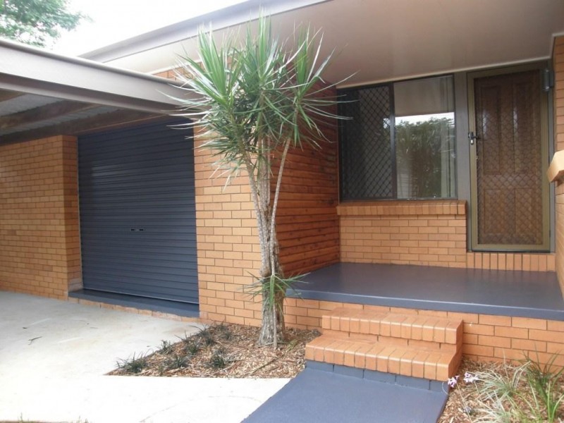 8 Market Street, South Toowoomba QLD 4350