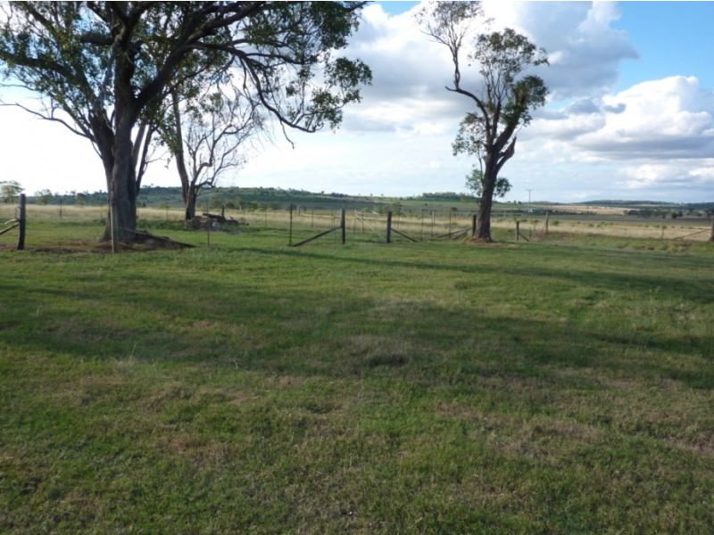 66 Heinemann Road, Pittsworth QLD 4356