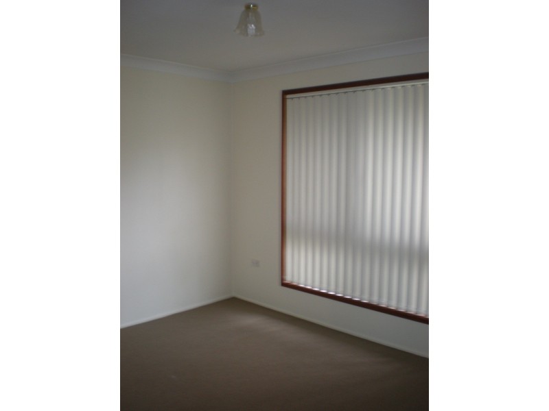 2 Croydon Street, Harristown QLD 4350