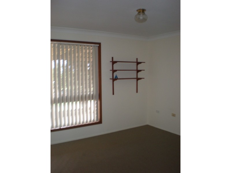 2 Croydon Street, Harristown QLD 4350