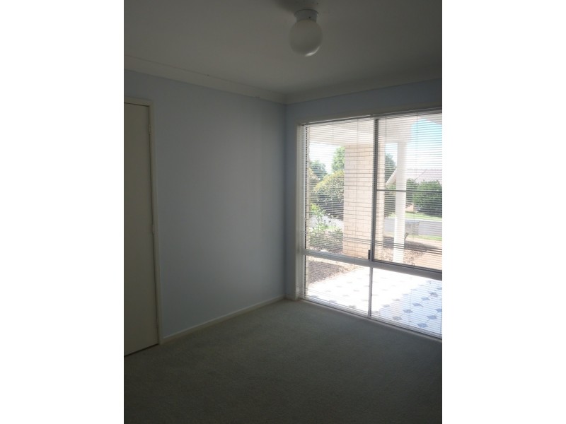 6 Hoad Court, Rangeville QLD 4350