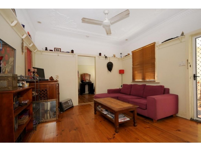 249 West Street, Harristown QLD 4350