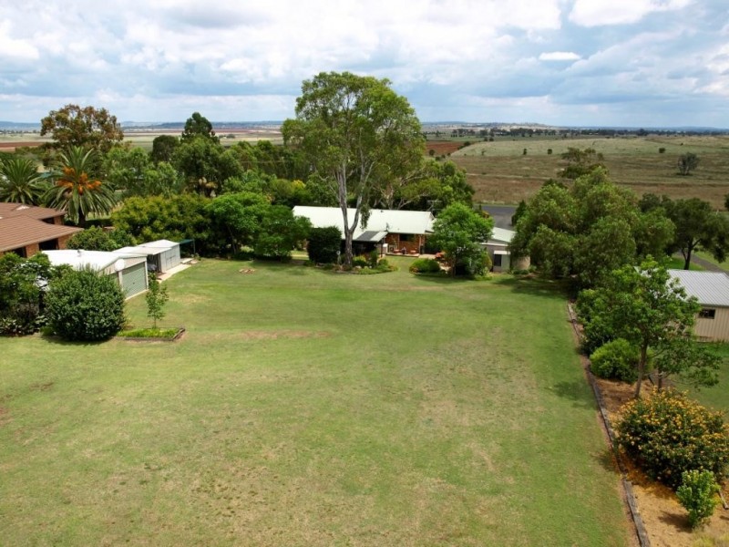 6 Goombungee Road, Kingsthorpe QLD 4400