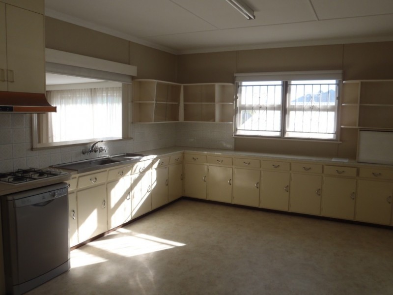 259 Geddes Street, Centenary Heights QLD 4350