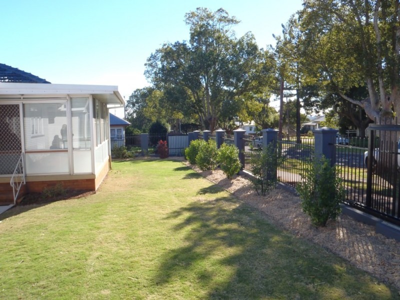 259 Geddes Street, Centenary Heights QLD 4350