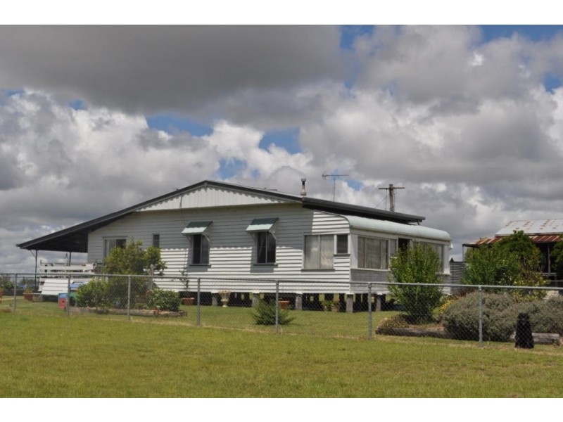 51 Mitchell Rd, Millmerran QLD 4357