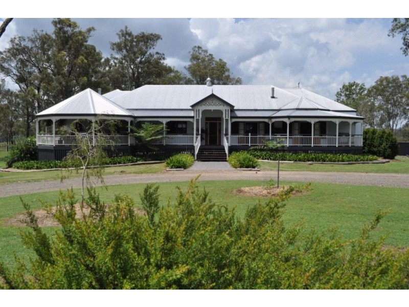 888 Nukinenda Road, Crows Nest QLD 4355