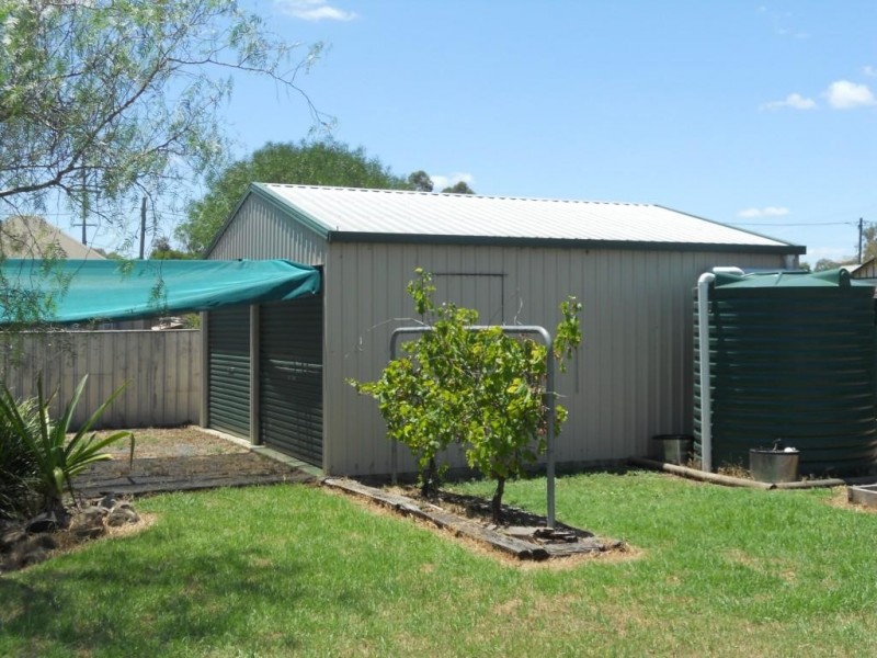 34 Queen Street, Oakey QLD 4401