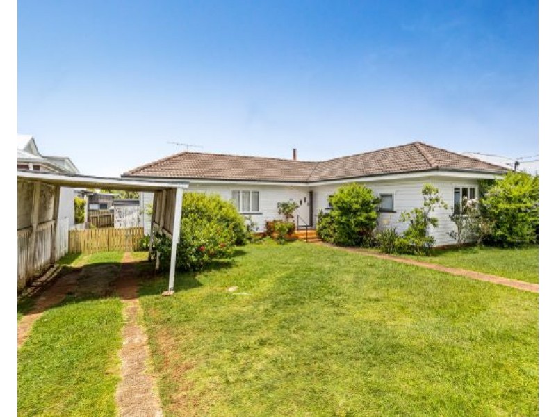 14a James Street, Rangeville QLD 4350
