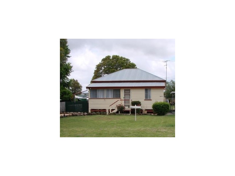 18 George Street, Cambooya QLD 4358