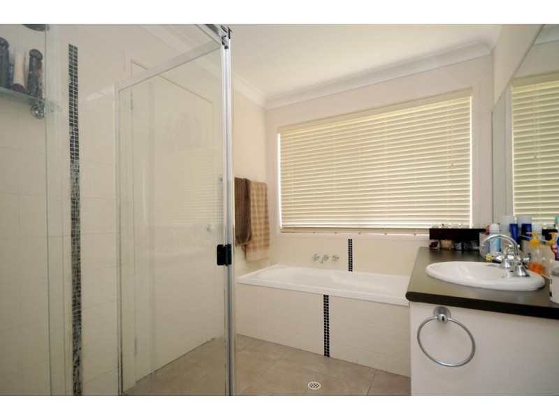 91 Umbiram Rd, Wyreema QLD 4352