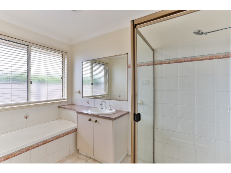 58 Gouldson Drive, Kearneys Spring QLD 4350