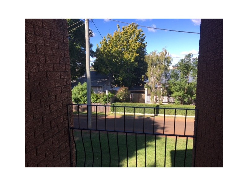 1/13 Laurel Lane, Toowoomba City QLD 4350