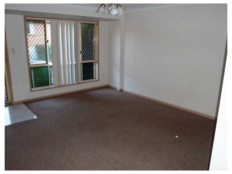 2/8  Cortess Street, Darling Heights QLD 4350