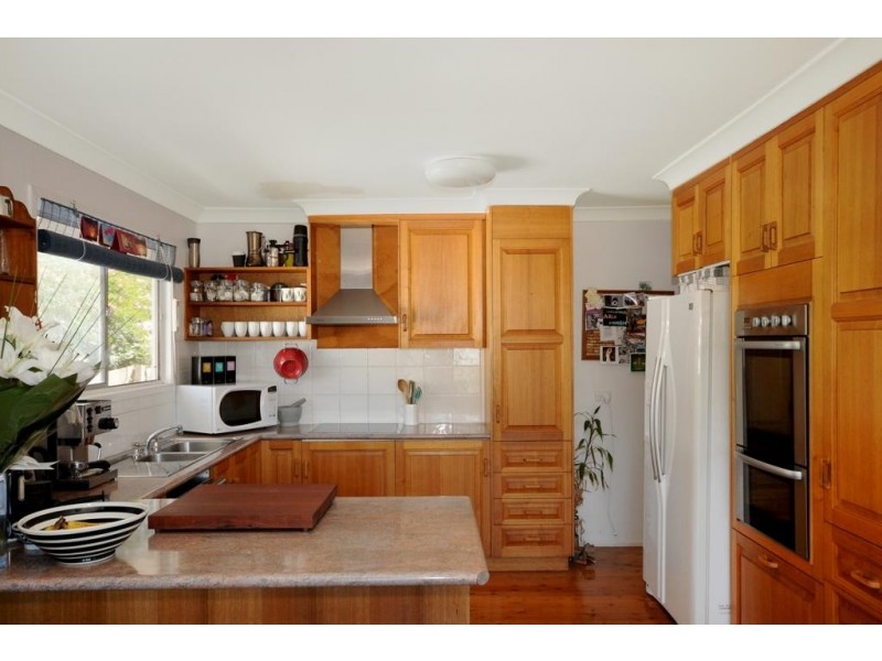 3 Panorama Cres, East Toowoomba QLD 4350