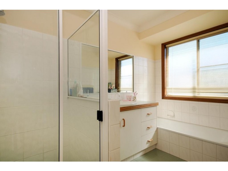 11 Pendoma Drive, Hodgson Vale QLD 4352