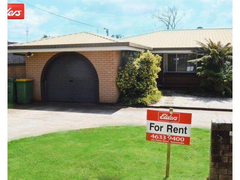 2/17 Canberra Street, Harristown QLD 4350