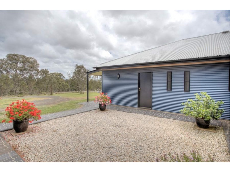 64 Puschmann Road, Geham QLD 4352